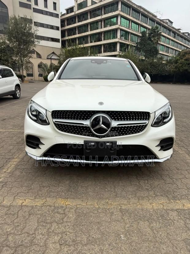 Mercedes-Benz GLC-Class 2019 White
