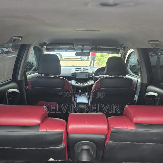 Toyota Vanguard 2012 Black