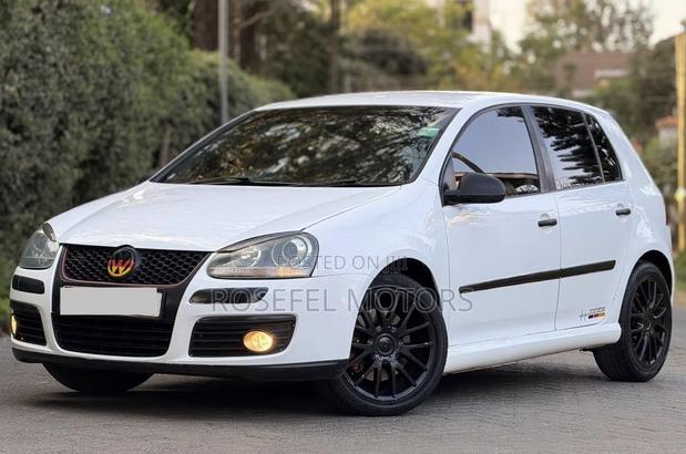 Volkswagen Golf GTI 2008 White