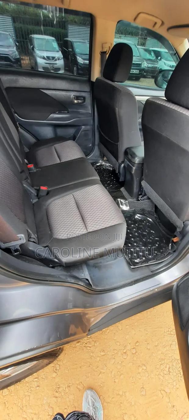 Mitsubishi Outlander 2012 Silver