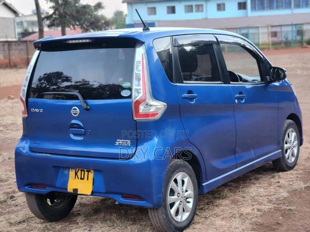 Nissan Dayz 2017 Blue