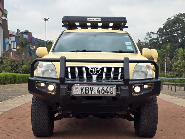 Toyota Land Cruiser Prado 3.0 D-4D 5dr 2007 Yellow