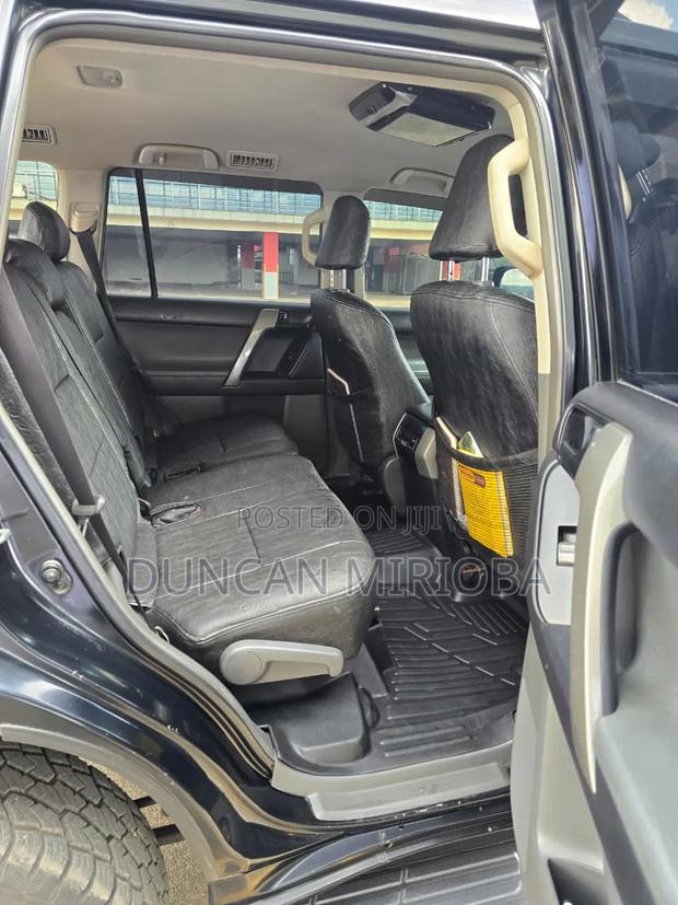 Toyota Land Cruiser Prado 2012 Black