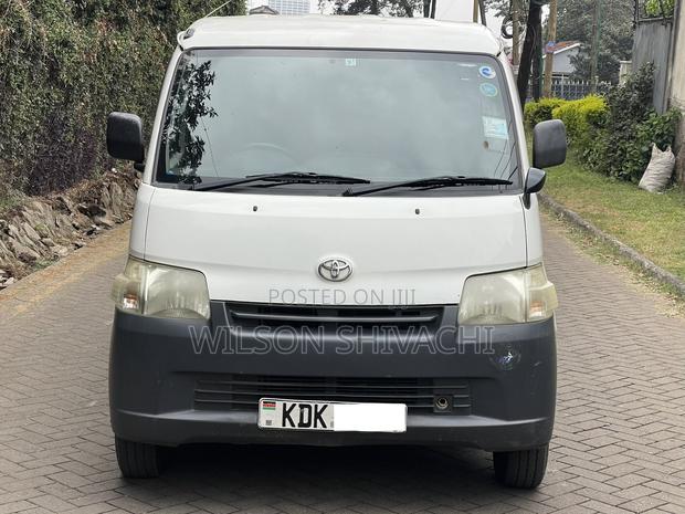 Toyota TownAce 2015 White