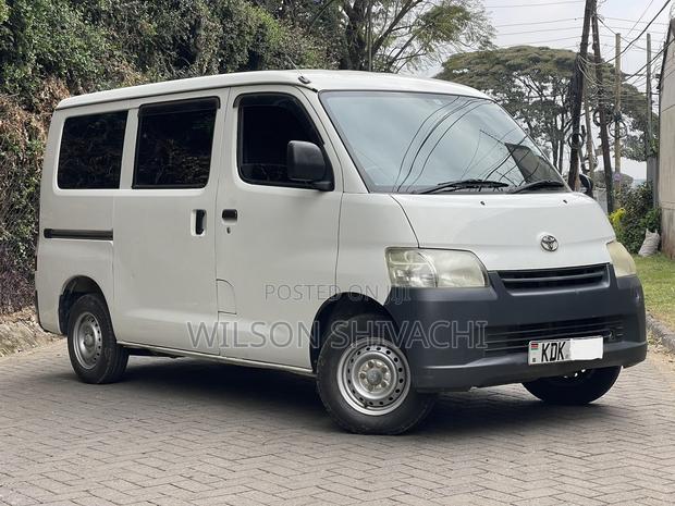 Toyota TownAce 2015 White
