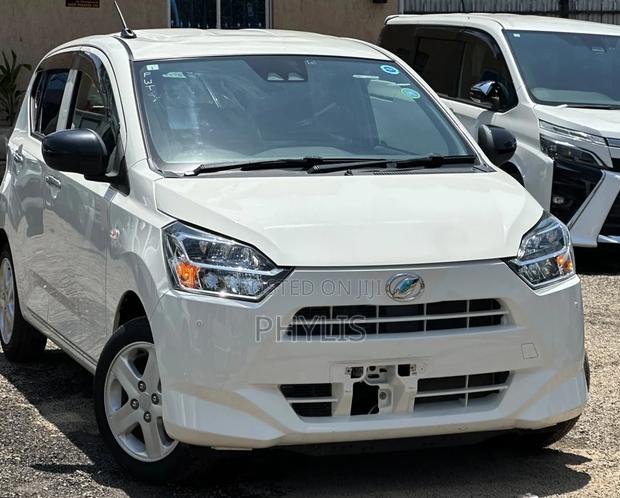 Daihatsu Mira 2019 White