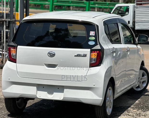 Daihatsu Mira 2019 White