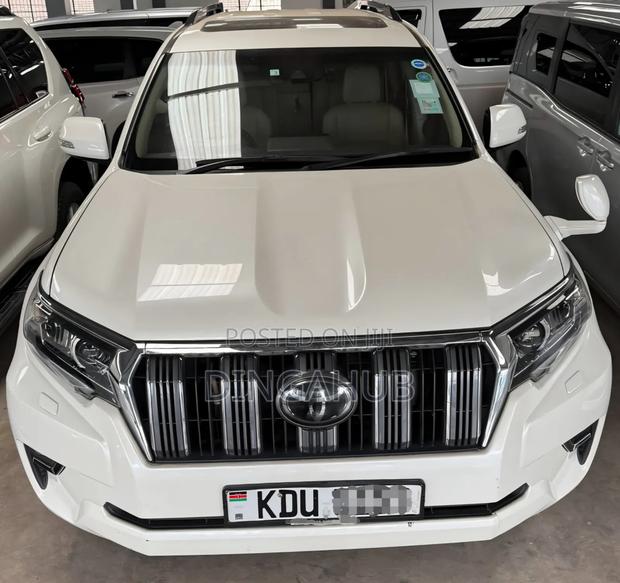 Toyota Land Cruiser Prado 2018 White