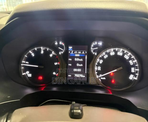 Toyota Land Cruiser Prado 2018 White