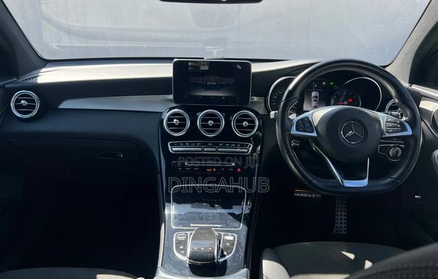 Mercedes-Benz GLC-Class 2019 Black