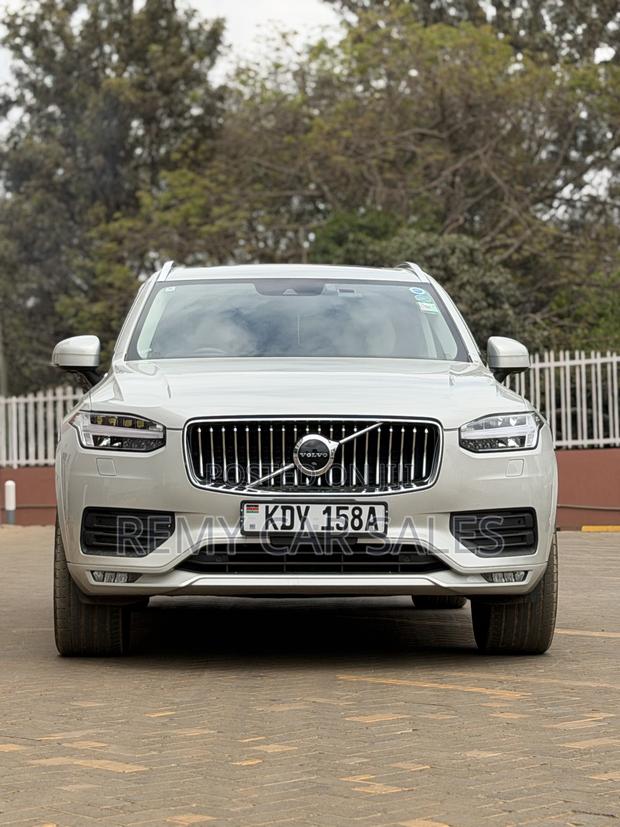 Volvo XC90 2020 White