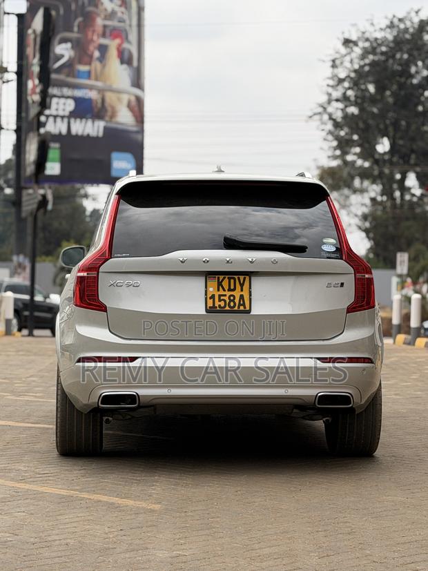 Volvo XC90 2020 White
