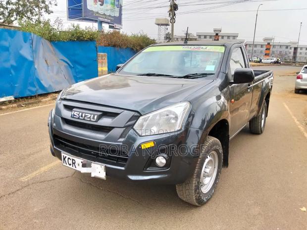 Isuzu D-MAX 2018 Green