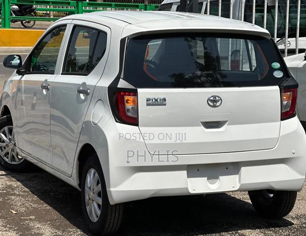 Toyota Pixis Epoch 2019 White