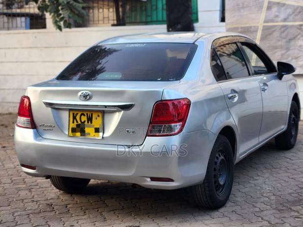 Toyota Axio 2013 Silver