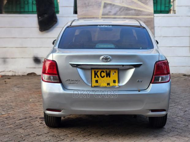Toyota Axio 2013 Silver
