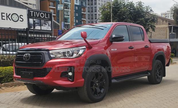 Toyota Hilux 2019 Red