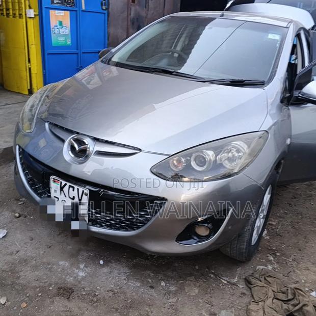 Mazda Demio 2012 Silver