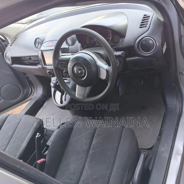 Mazda Demio 2012 Silver