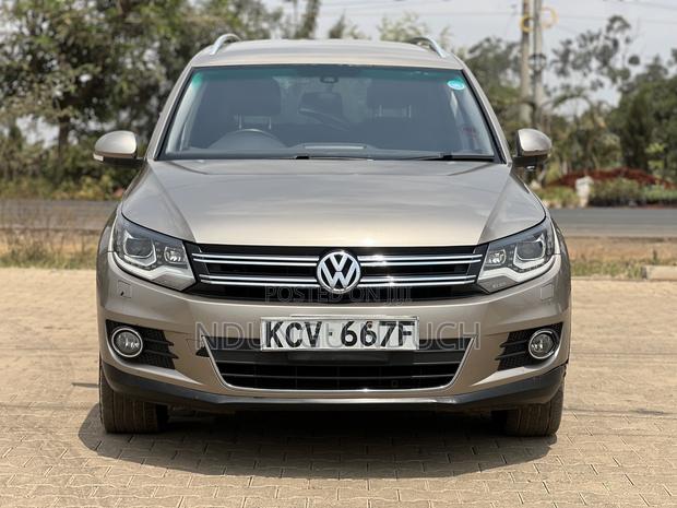 Volkswagen Tiguan 2012 Silver