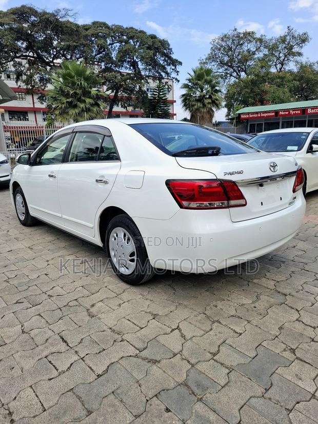 Toyota Premio 1.8 FWD 2019 White