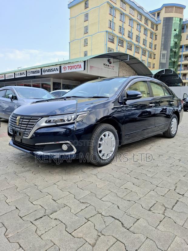 Toyota Premio 2019 Black