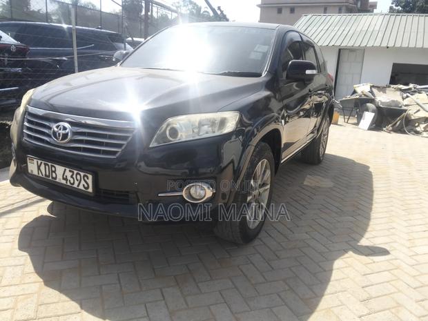 Toyota Vanguard 2013 Black