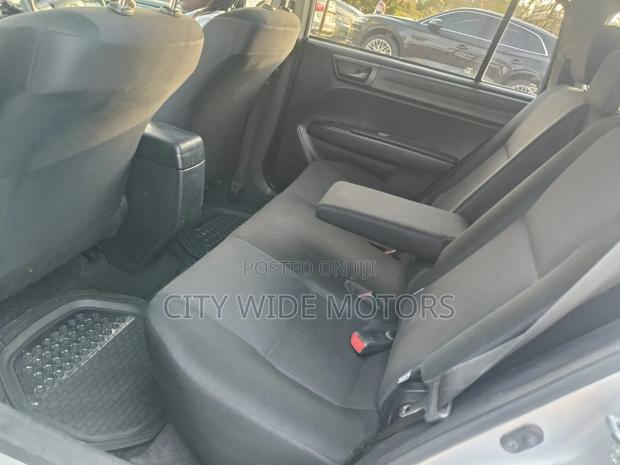 Toyota Corolla Fielder 2016 Silver
