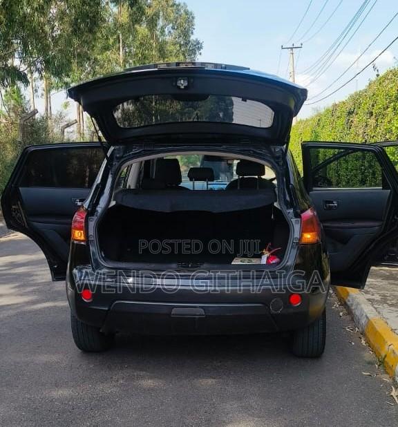 Nissan Dualis 2012 Black