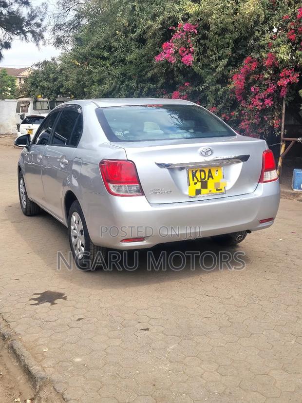 Toyota Axio 2012 Silver
