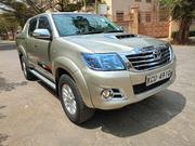 Toyota Hilux 2013 Gold for sale