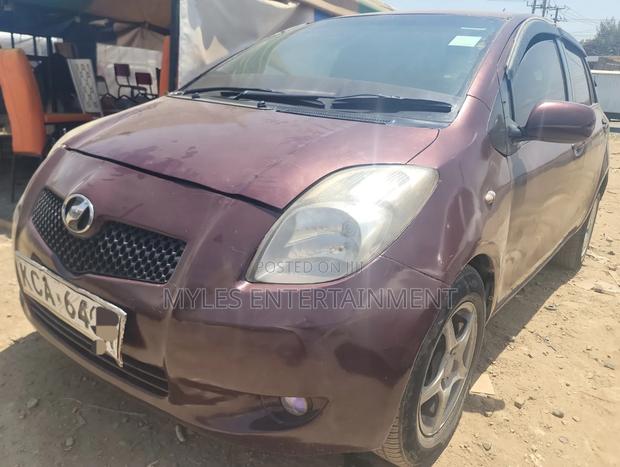 Toyota Vitz 1.3 FWD 5dr 2007 Maroon