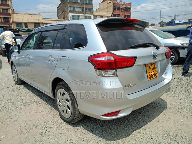 Toyota Corolla Fielder 2019 Silver