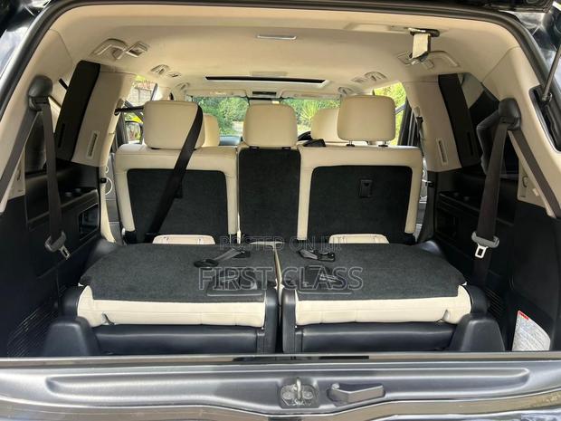 Lexus LX 570 AWD 2016 Black