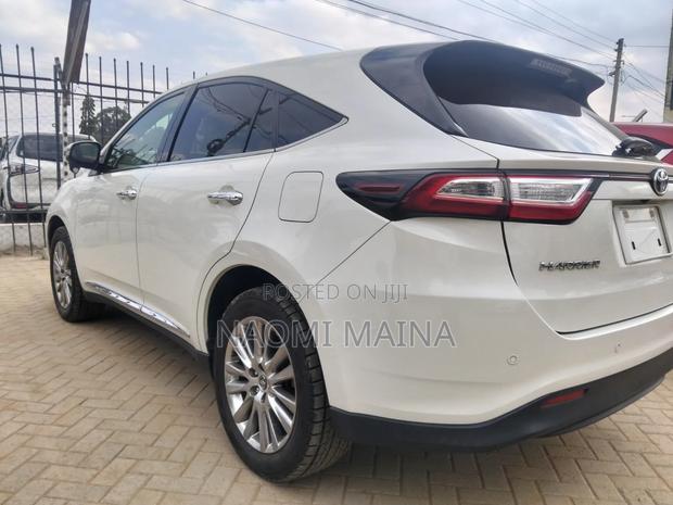 Toyota Harrier 2018 White
