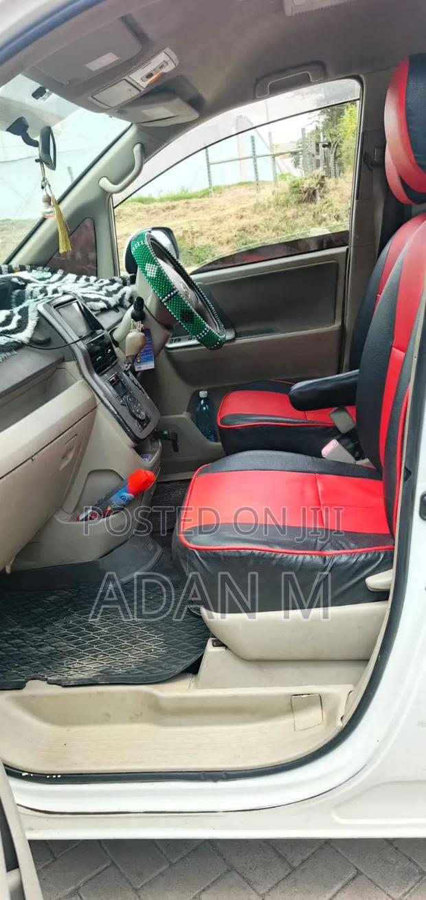 Toyota Noah 2008 White