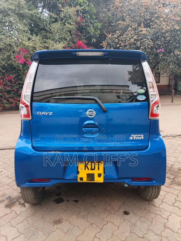 Nissan Dayz 2018 Blue