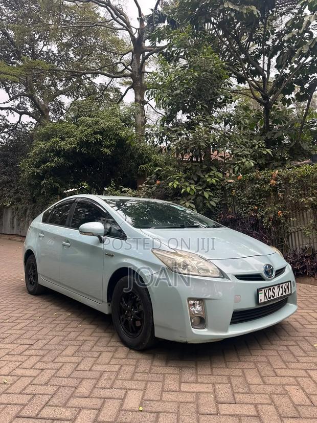 Toyota Prius 2011 Gray