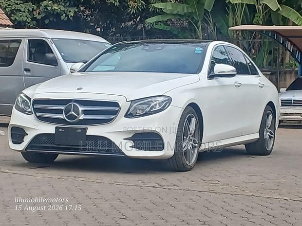 Mercedes-Benz E200 2019 White