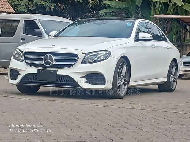 Mercedes-Benz E200 2019 White