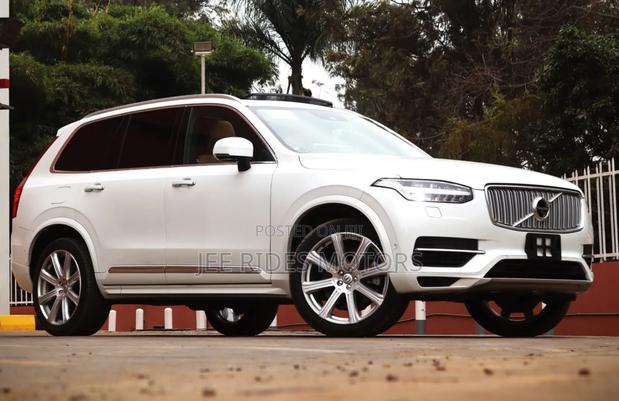 Volvo XC90 2019 White