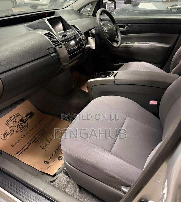 Toyota Prius I 2011 Silver