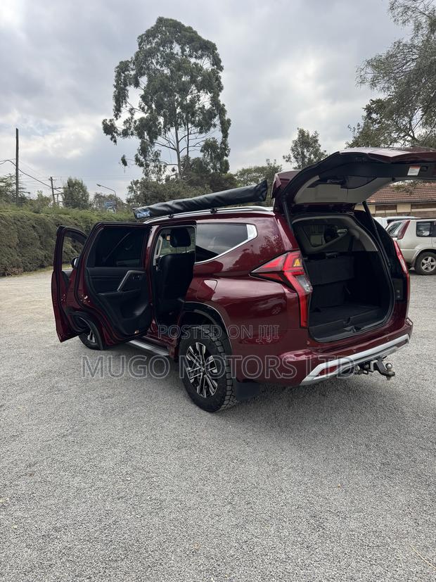 Mitsubishi Pajero Sport Exceed 2020 Maroon