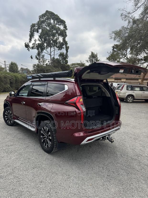 Mitsubishi Pajero Sport Exceed 2020 Maroon
