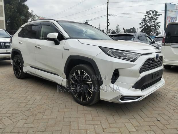 Toyota RAV4 2019 White