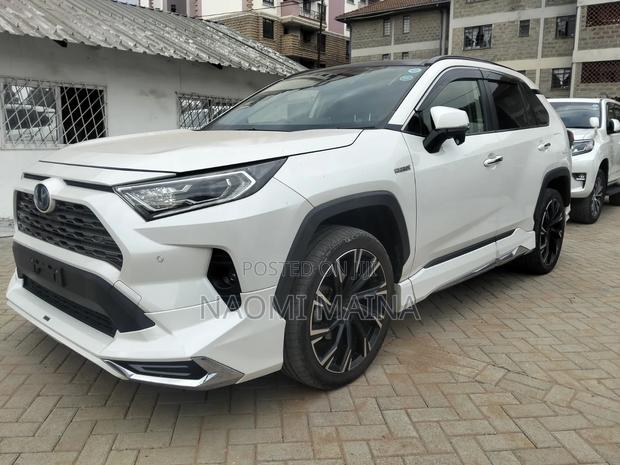 Toyota RAV4 2019 White