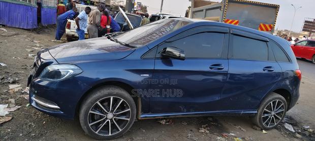Mercedes-Benz B-Class 2012 Blue