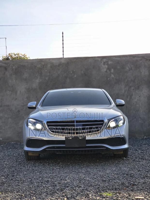 Mercedes-Benz E400 2018 Silver