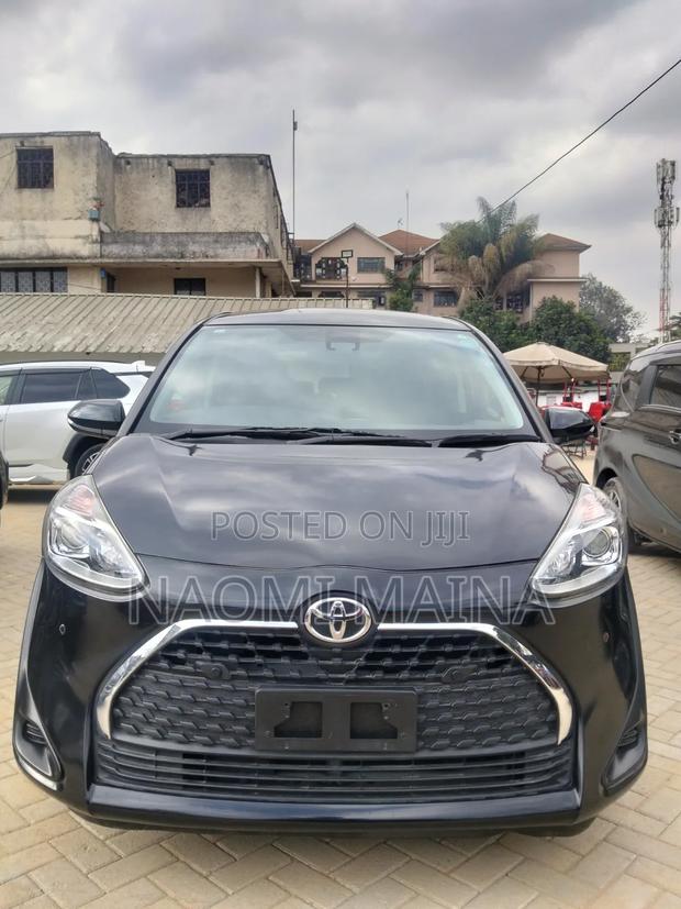 Toyota Sienta 2019 Black