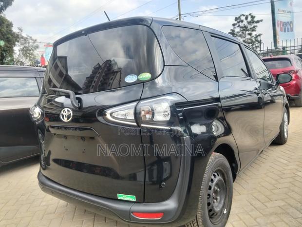 Toyota Sienta 2019 Black